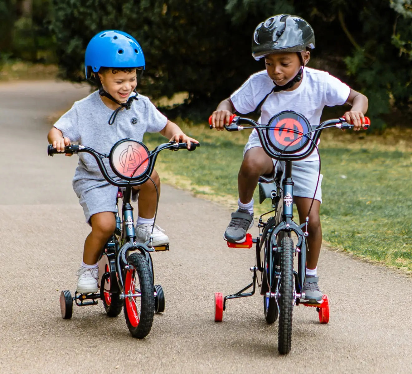 avengers bike helmet uk Huffy Kids 16" Marvel Avengers Bike · The Rolling Fix