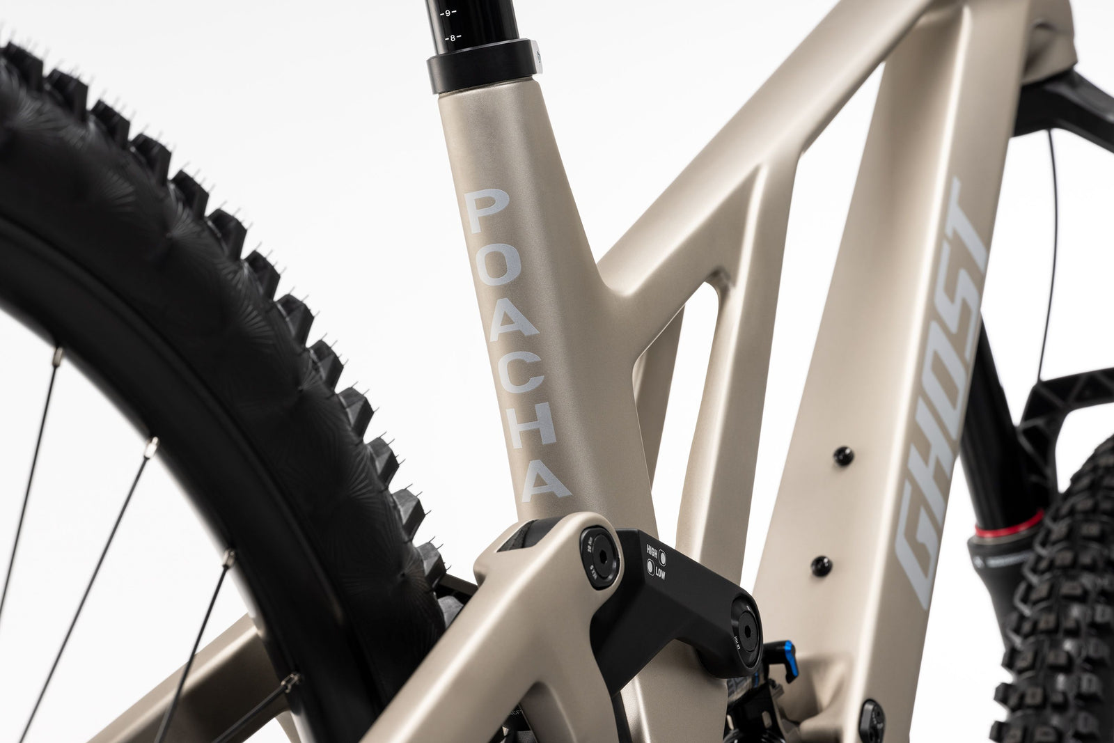Ghost Poacha Mountain Bike - Coffee Dusty Desert/Gray Silver - Matt