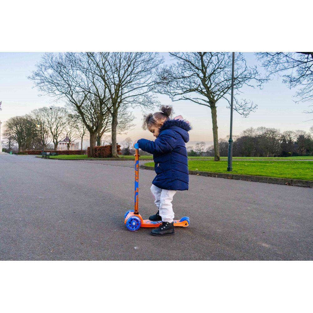 Squish Mini Flex LED Kids Tilt Scooter - Orange